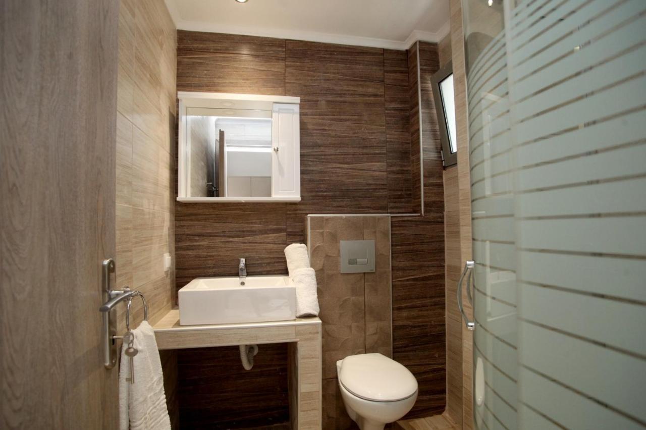 L G E Luxery Apartments Pefkochori Exterior foto