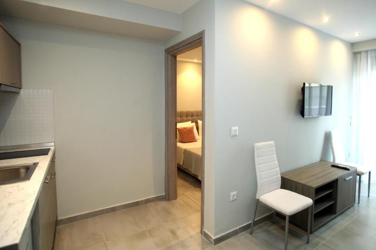 L G E Luxery Apartments Pefkochori Exterior foto