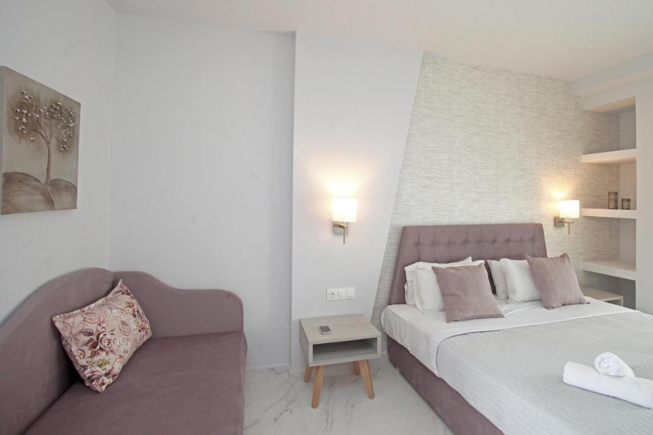 L G E Luxery Apartments Pefkochori Exterior foto